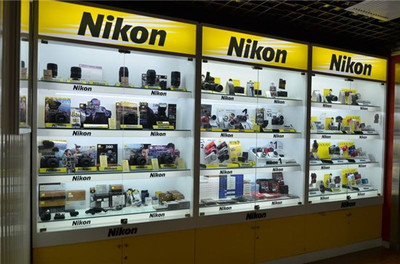 百年尼康關閉工廠 相機巨頭的十字路口與手機智能軟件的沖擊